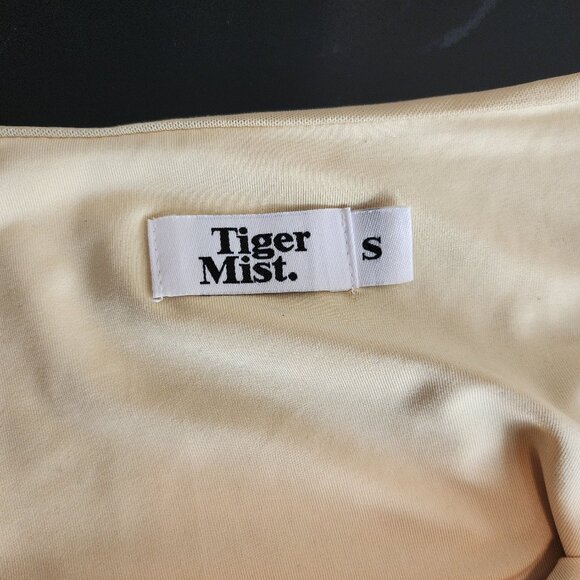 TIGER MIST ELLIE Mini Skirt asymmetrical ruffle side slit floral butter yellow S - Picture 10 of 12